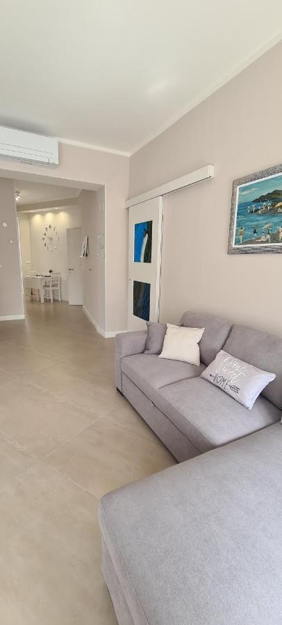 Kisses From Livorno Open Space Apartment - No Pets Allowed المظهر الخارجي الصورة